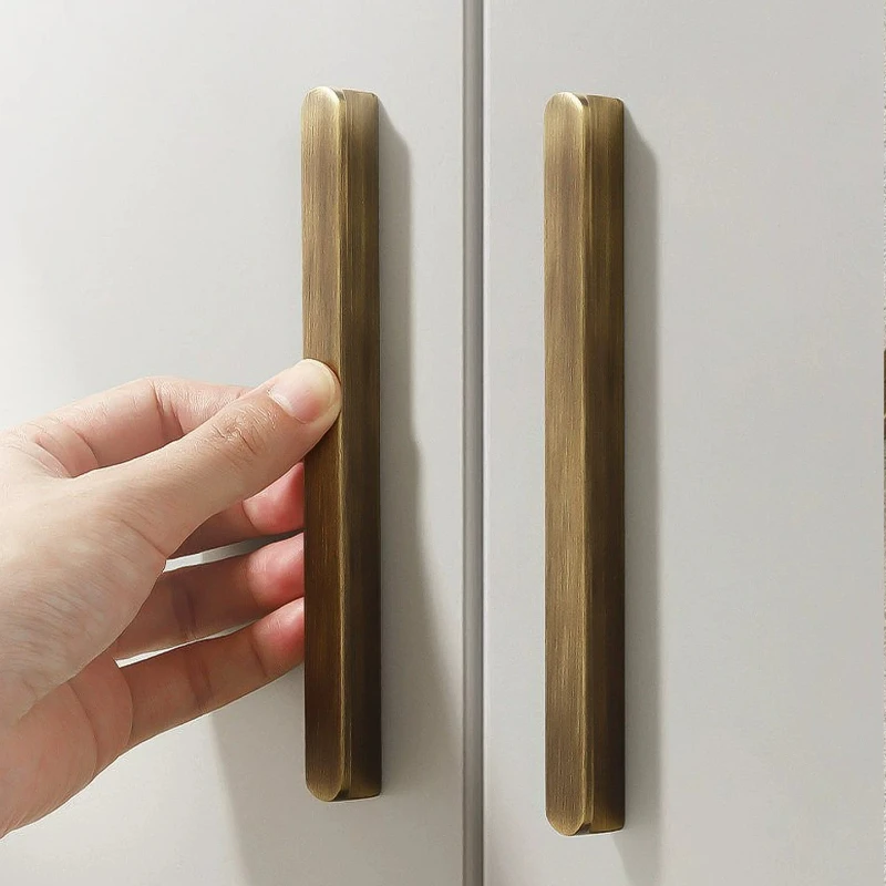 Pure Brass Furniture Vintage Antique Bronze Drawer Cabinet Antique Bronze Solid Wardrobe Minimalist Door and Handle
Pure Brass Furniture Vintage Antique Bronze Drawer Cabinet Antique Bronze Solid Wardrobe Minimalist Door and Handle