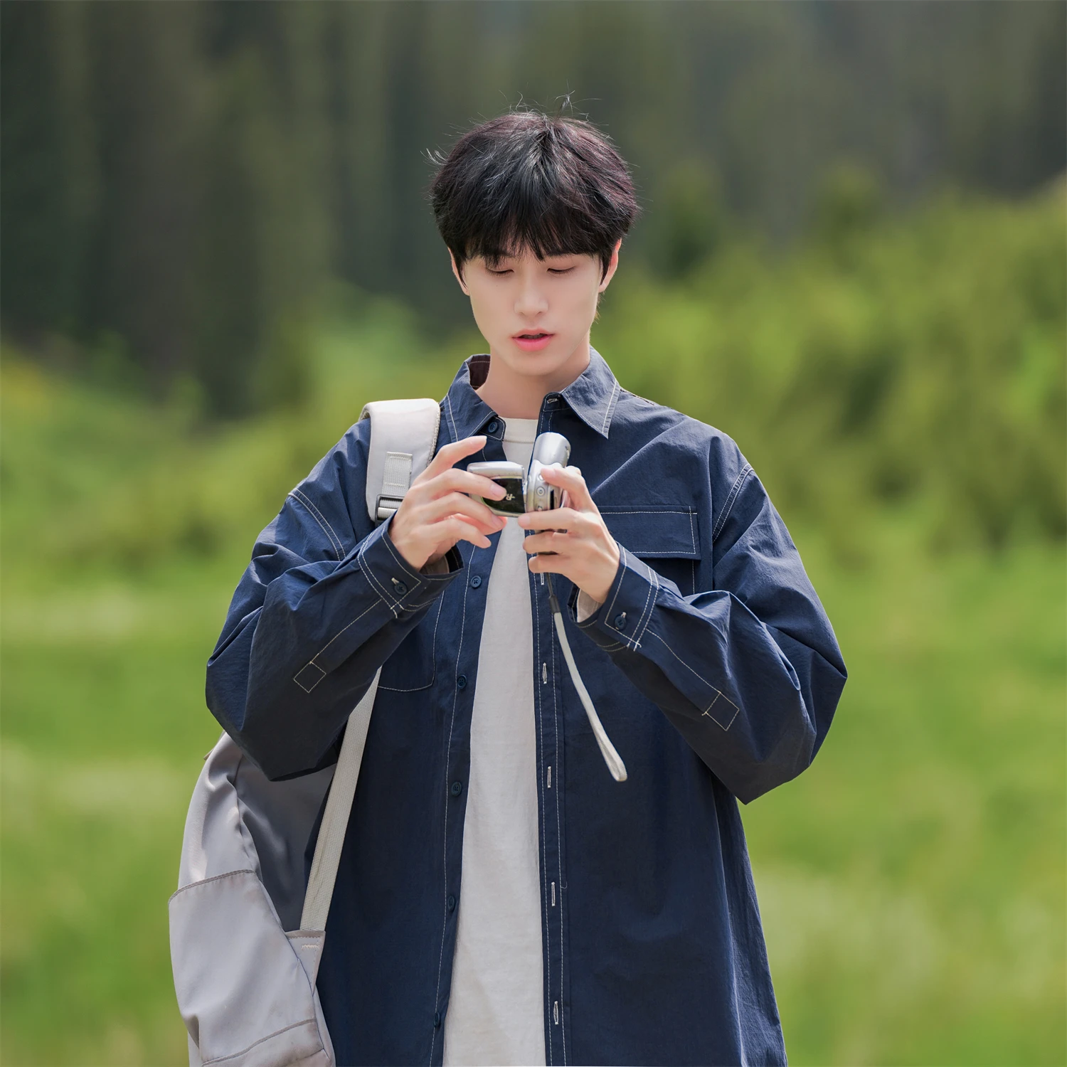 Loose Long Sleeve Men's Shirt Vintage Japanese Style Cityboy Outerwear in Royal Blue Casual Comfortable Spring Autumn New Arr...
Loose Long Sleeve Men's Shirt Vintage Japanese Style Cityboy Outerwear in Royal Blue Casual Comfortable Spring Autumn New Arr...