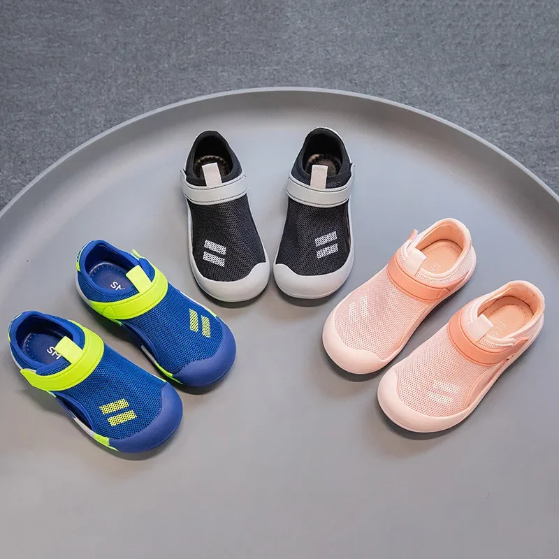 Kids Mesh Sandals Toes capped Boys Girls Casual Shoes Soft Sole Summer Children Fashion Beach Shoes Anti-Slip Wear-resistant
Kids Mesh Sandals Toes capped Boys Girls Casual Shoes Soft Sole Summer Children Fashion Beach Shoes Anti-Slip Wear-resistant