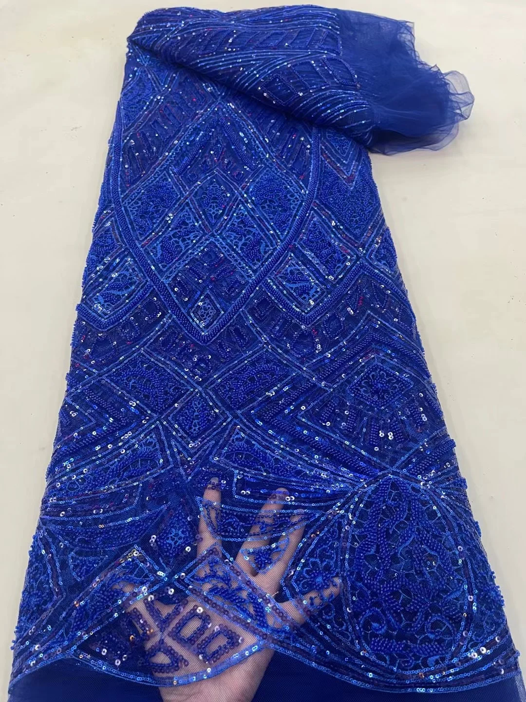 Royal Blue African Sequins Fabric French Tulle Bead Lace Fabric For Bridal Material 2022 High Quality Nigerian Mesh Lace Fabric
Royal Blue African Sequins Fabric French Tulle Bead Lace Fabric For Bridal Material 2022 High Quality Nigerian Mesh Lace Fabric
