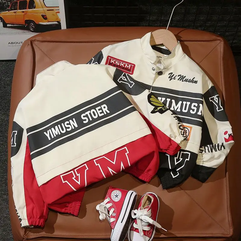 2026 Spring Autumn Baby Boys Racing Jacket Kids Fashion Letter Patchwork Single Breasted Outerwear Children Clothing Streetwear
2026 Spring Autumn Baby Boys Racing Jacket Kids Fashion Letter Patchwork Single Breasted Outerwear Children Clothing Streetwear