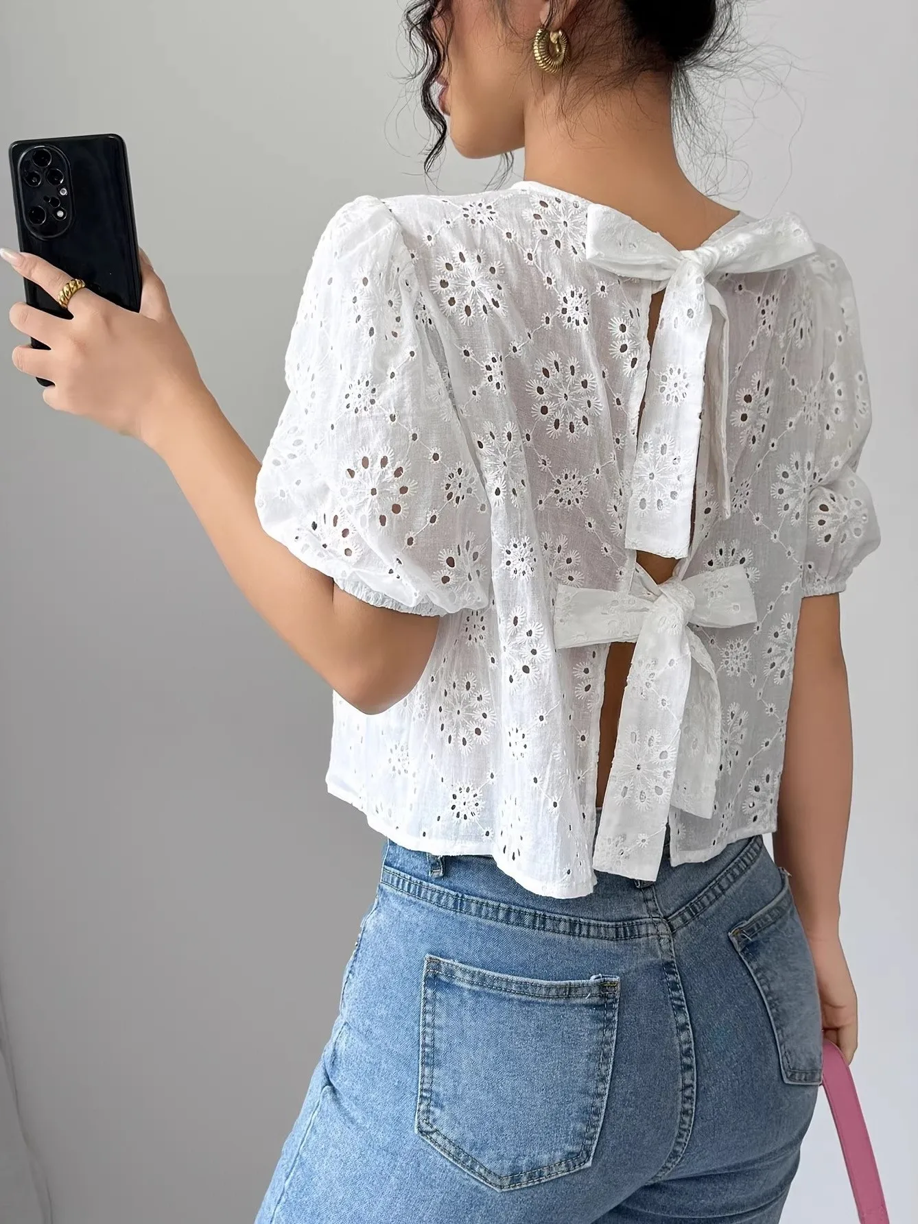 Sweet Style Short Sleeve Lace Hollow out Backless Shirt Women's Fashion Spring Summer Breathable Skin-Friendly Knot
Sweet Style Short Sleeve Lace Hollow out Backless Shirt Women's Fashion Spring Summer Breathable Skin-Friendly Knot