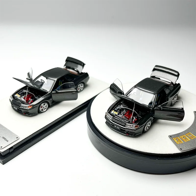 PGM масштаб 1:64 GTR R32 сплав имитация модели автомобиля статическая коллекция украшенные праздничные подарки игрушки сувенирный подарок
PGM масштаб 1:64 GTR R32 сплав имитация модели автомобиля статическая коллекция украшенные праздничные подарки игрушки сувенирный подарок