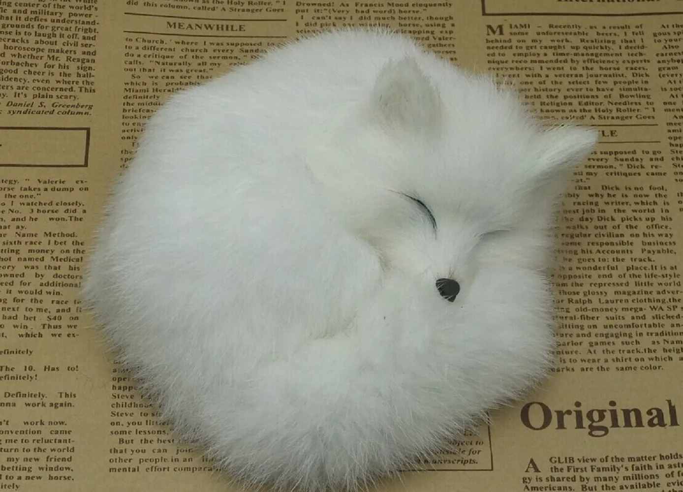 a small cute small sleeping simulation fox toy white beautiful fox doll resin&fur doll gift about 14x5cm 1394
a small cute small sleeping simulation fox toy white beautiful fox doll resin&fur doll gift about 14x5cm 1394