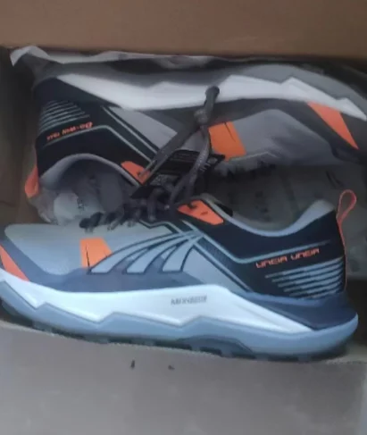 Non-slip men's summer sports shoes Comfortable and breathable Couples' running shoes Women's tennis sports shoes Fashionable wal
Non-slip men's summer sports shoes Comfortable and breathable Couples' running shoes Women's tennis sports shoes Fashionable wal