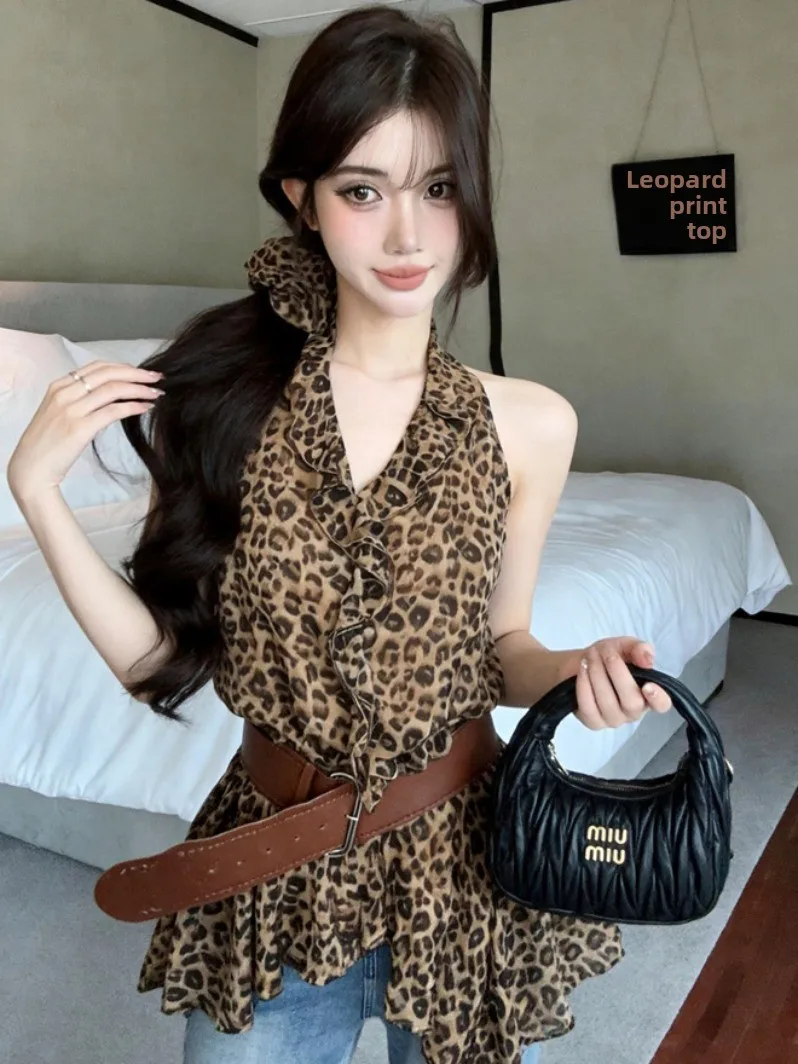 Sexy Leopard Print Halter Vest Women's Summer 2026 New Sleeveless Slimming Outerwear Top Breathable Thin Cotton Blend Fabric
Sexy Leopard Print Halter Vest Women's Summer 2026 New Sleeveless Slimming Outerwear Top Breathable Thin Cotton Blend Fabric
