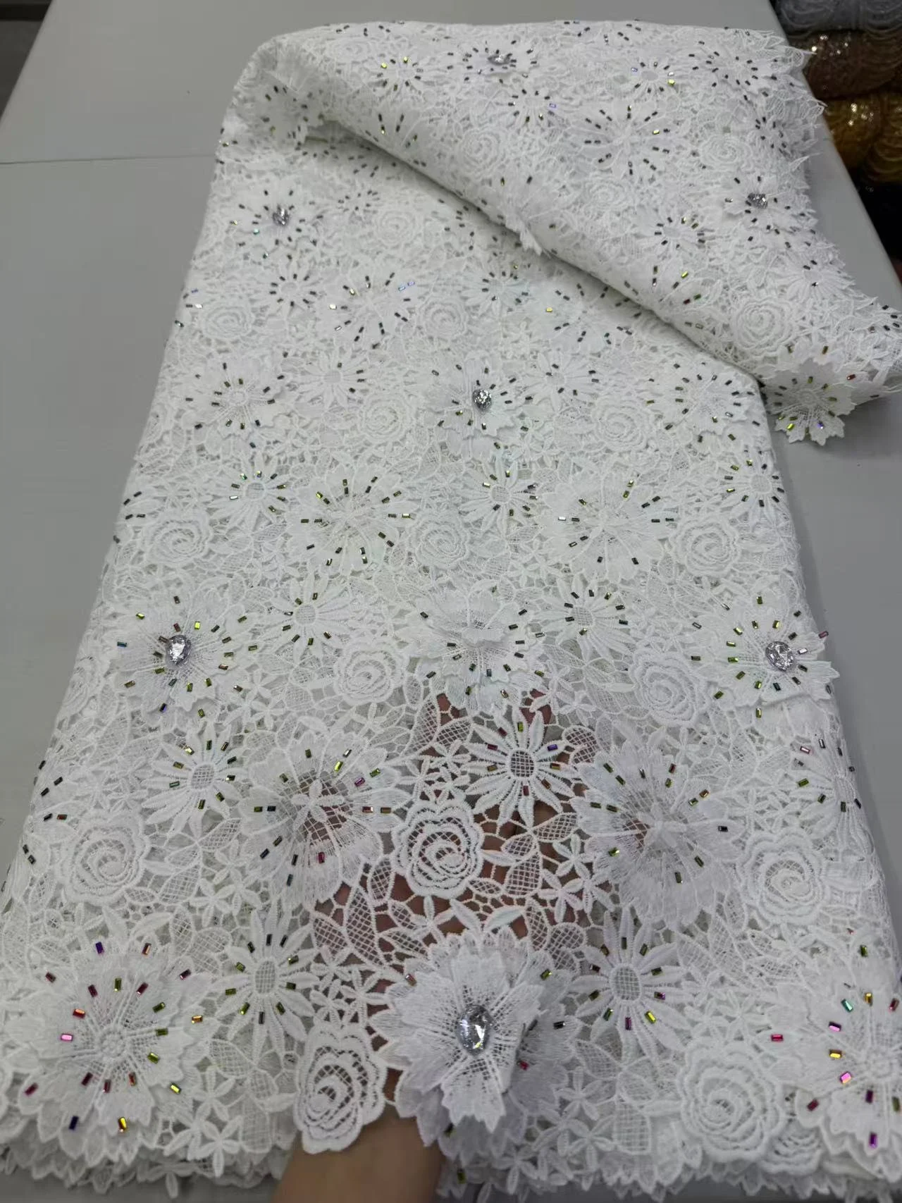 2026 Nigerian Sequins Tulle Lace Fabric High-Quality Embroidery African Net Cloth for Prom Dresses Beads 5 Yards jy529
2026 Nigerian Sequins Tulle Lace Fabric High-Quality Embroidery African Net Cloth for Prom Dresses Beads 5 Yards jy529