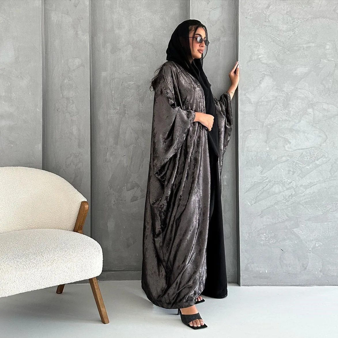 Mq142 2026 Summer New Modest Women's Fashion Long Dress Solid Color Plus Size Cardigan Abaya Ramadan Dubai Luxury Islam Elegant
Mq142 2026 Summer New Modest Women's Fashion Long Dress Solid Color Plus Size Cardigan Abaya Ramadan Dubai Luxury Islam Elegant