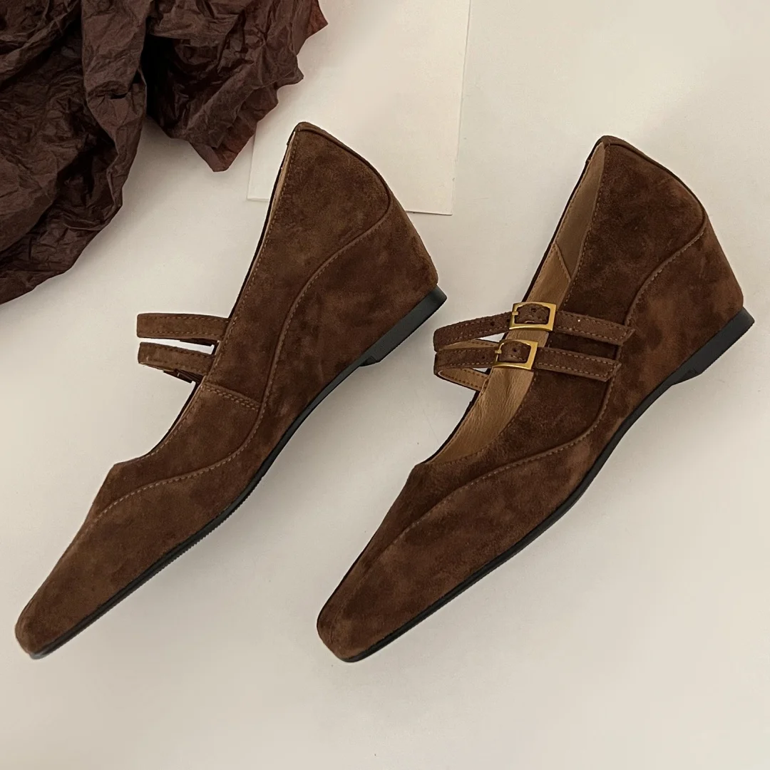 Women's natural suede leather double metal buckle 5cm wedge med heel square toe Mary Jane pumps elegant ladies daily dress shoes
Women's natural suede leather double metal buckle 5cm wedge med heel square toe Mary Jane pumps elegant ladies daily dress shoes