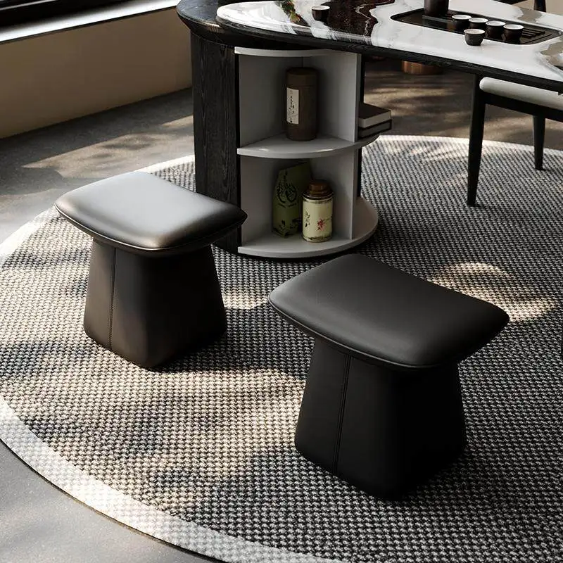 Italian Minimalist Living Room Stool Luxury Solid Wood Leather Elegant Stool Designer Home Furniture Taburetes Madera
Italian Minimalist Living Room Stool Luxury Solid Wood Leather Elegant Stool Designer Home Furniture Taburetes Madera