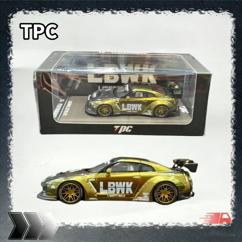 TPC 1:64 Nissan LBWK GTR R35 Cast Alloy Car Model, Boys' Holiday Gift Toy, Adult Collection Decoration Item.
TPC 1:64 Nissan LBWK GTR R35 Cast Alloy Car Model, Boys' Holiday Gift Toy, Adult Collection Decoration Item.