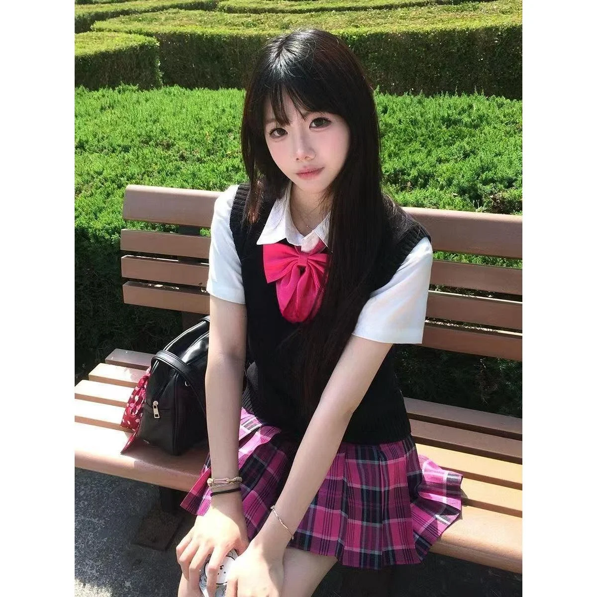 Японский Sle JK orm Вязаный свитер Жилет Внутренний комплект irt College Sle JK Юбка Комплект Женский модный ансамбль
Японский Sle JK orm Вязаный свитер Жилет Внутренний комплект irt College Sle JK Юбка Комплект Женский модный ансамбль