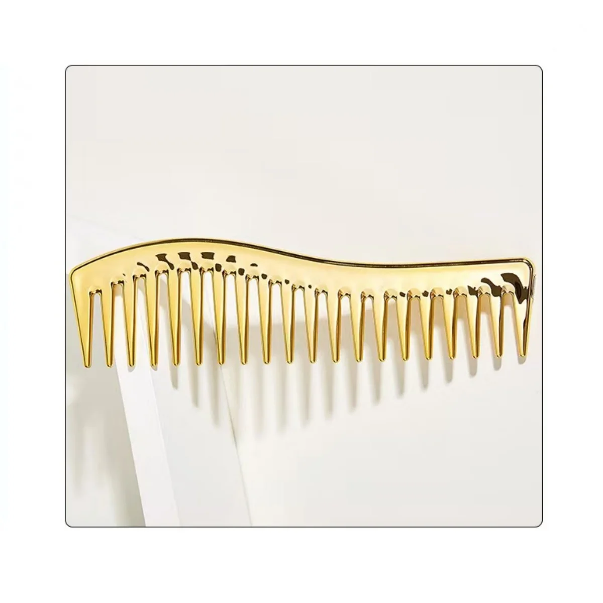 Golden Wide Tooth Plastic Comb Hairdressing Comb for Curly Hair Wet Dry Hair Salon
Golden Wide Tooth Plastic Comb Hairdressing Comb for Curly Hair Wet Dry Hair Salon