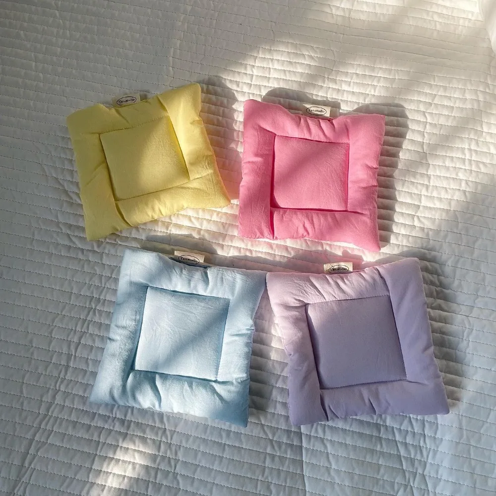 Solid Color Multi-functional Coaster Thickened Fabric Sweet Drawstring Bow Ribbon Coaster Double-sided Portable Cotton Coaster
Solid Color Multi-functional Coaster Thickened Fabric Sweet Drawstring Bow Ribbon Coaster Double-sided Portable Cotton Coaster