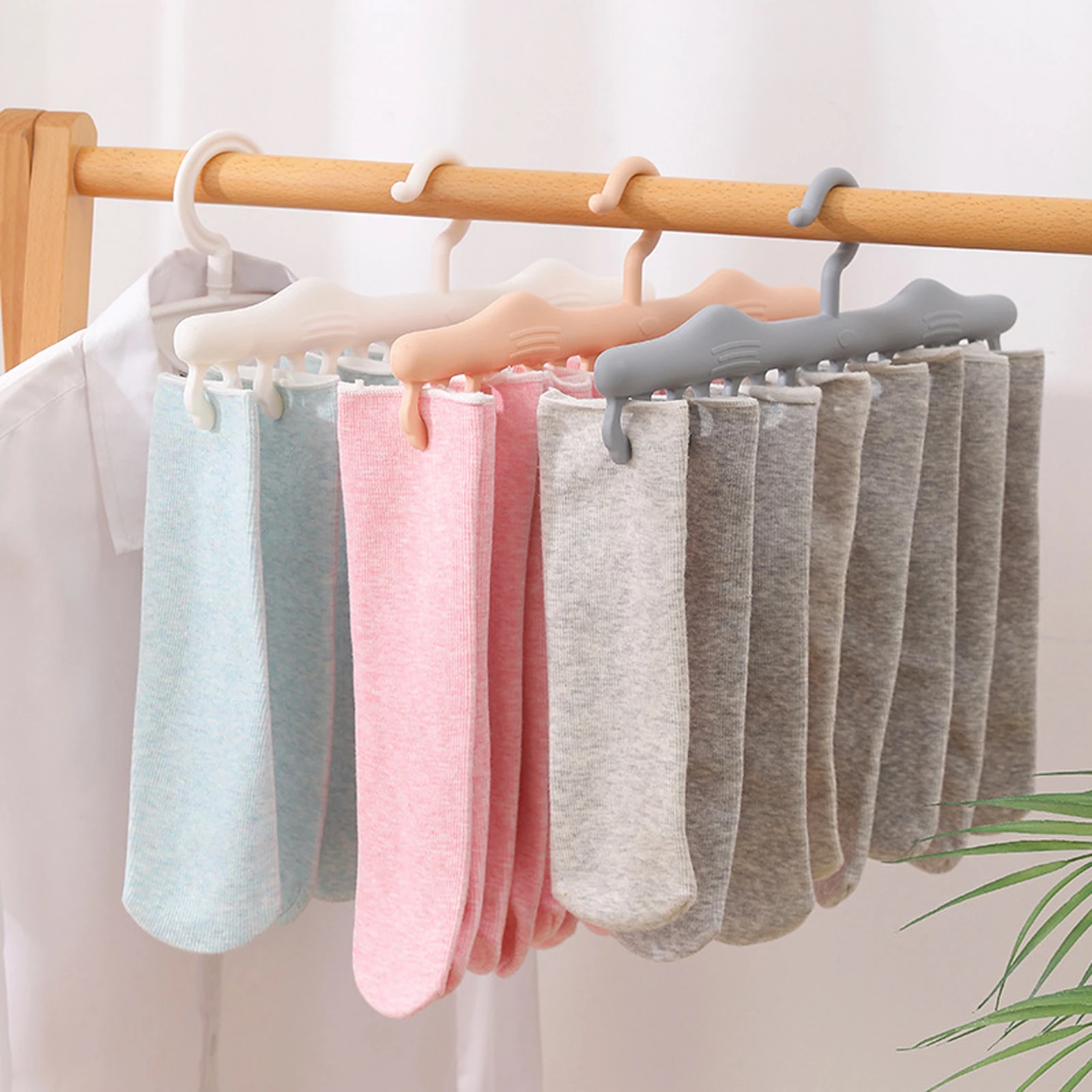 5pcs PP Sock Clips Pants Hangers Closet Organizers Multi-Clamp Clothes Drying Racks Space Saving Laundry Hooks Non Slip Coat
5pcs PP Sock Clips Pants Hangers Closet Organizers Multi-Clamp Clothes Drying Racks Space Saving Laundry Hooks Non Slip Coat