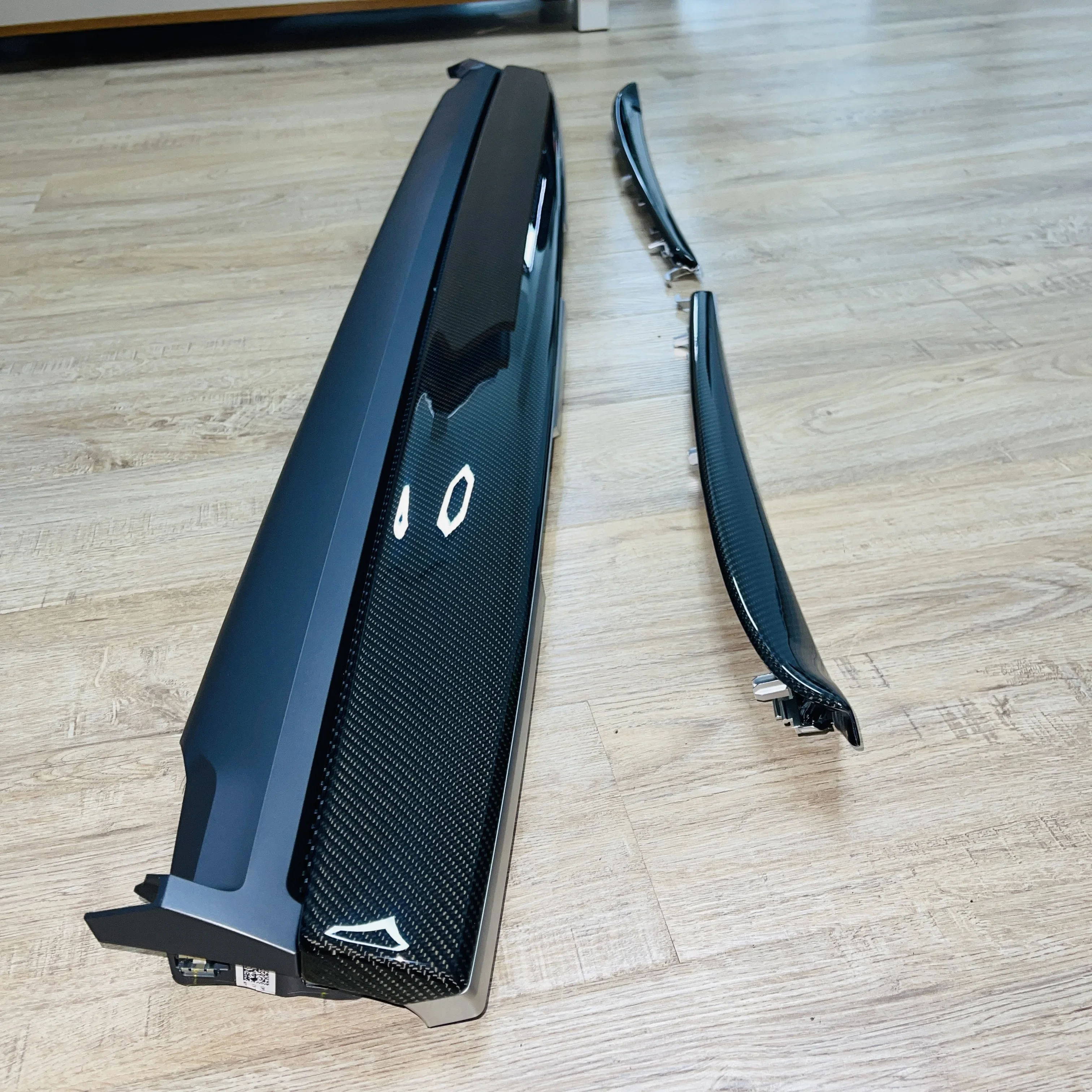 Окантовка приборной панели МОДЕЛИ 3, внутренняя дверь из углеродного волокна, матовая отделка для передней консоли автомобиля MODEL Y, замена внутренней дверной ручки
Окантовка приборной панели МОДЕЛИ 3, внутренняя дверь из углеродного волокна, матовая отделка для передней консоли автомобиля MODEL Y, замена внутренней дверной ручки