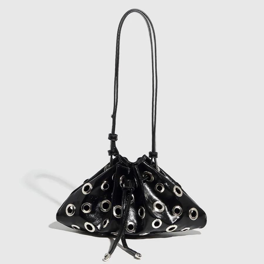 Hollow Rivet Designer Shoulder Bag Luxury Bags Women 2025 Drawstring Bucket Bags Hollowed Out Handbags Mini Purses Chic
Hollow Rivet Designer Shoulder Bag Luxury Bags Women 2025 Drawstring Bucket Bags Hollowed Out Handbags Mini Purses Chic