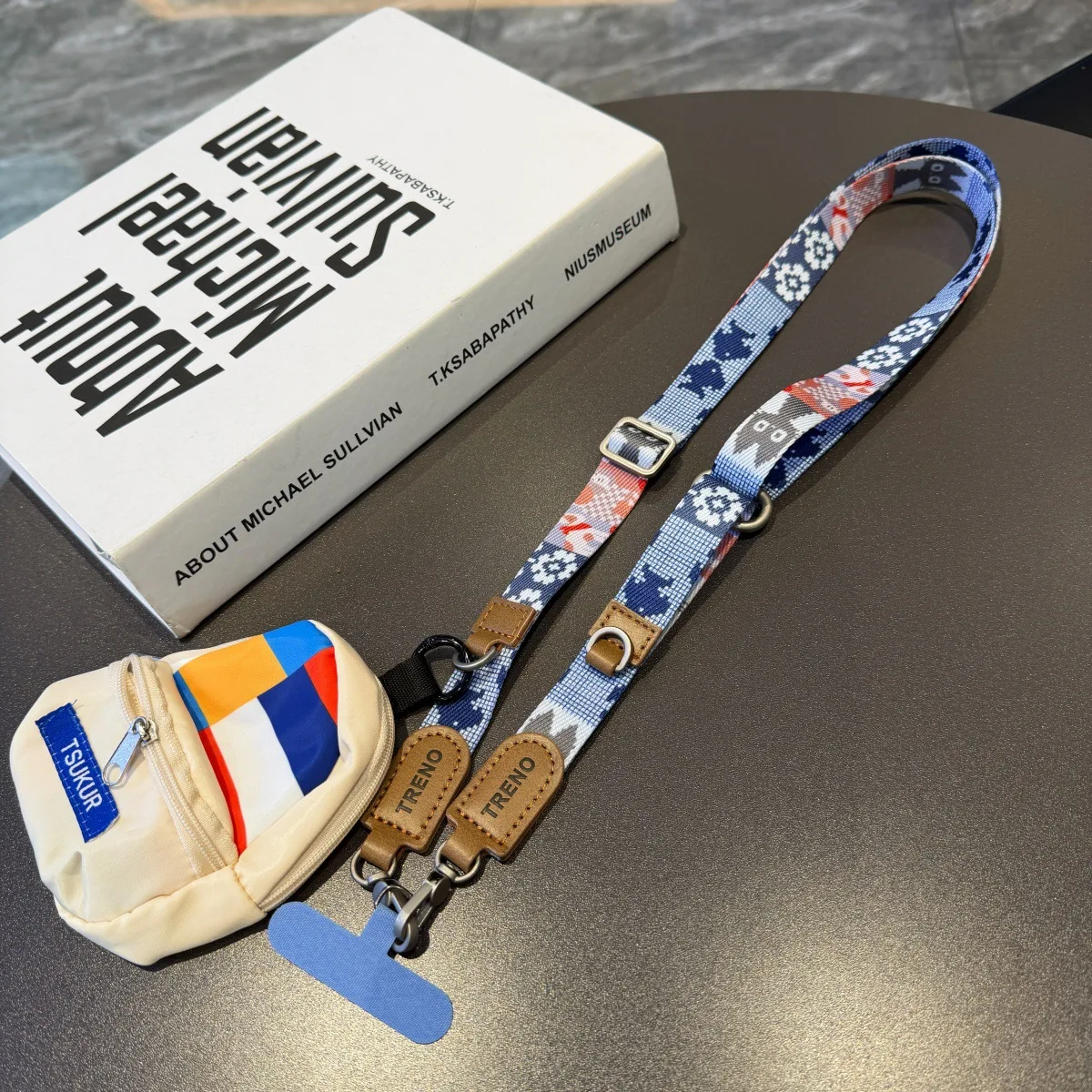 National Style Phone Lanyard Neck Hanging Coin Purse Earphone Storage Bag Anti-theft Contrasting Color Small Key Bag Phone Strap
National Style Phone Lanyard Neck Hanging Coin Purse Earphone Storage Bag Anti-theft Contrasting Color Small Key Bag Phone Strap