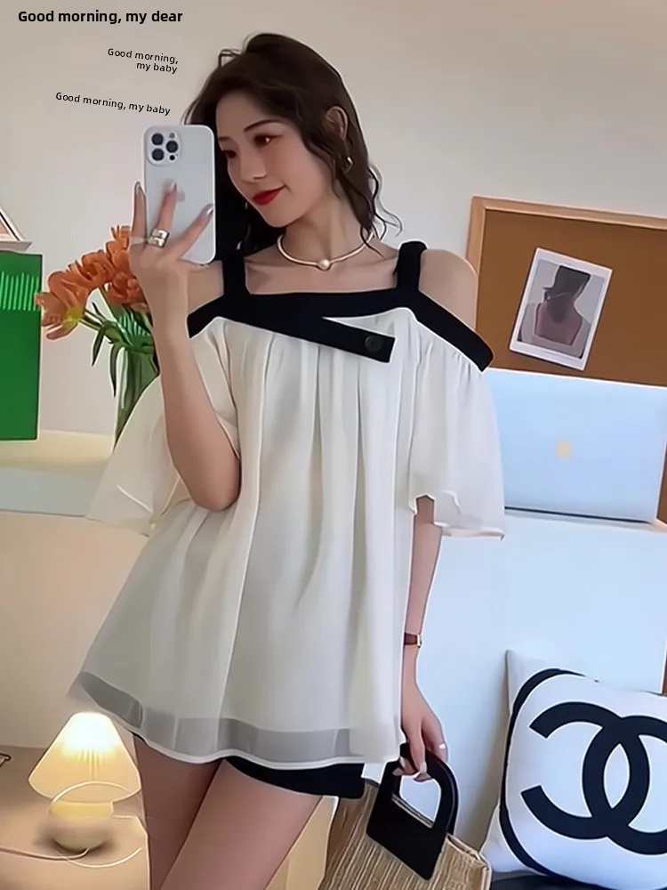 Ele oulder Bared Color Blo Design Commute Sle Women's ort Sve Summer irt Chic Top Korean Version Straight Cut
Ele oulder Bared Color Blo Design Commute Sle Women's ort Sve Summer irt Chic Top Korean Version Straight Cut
