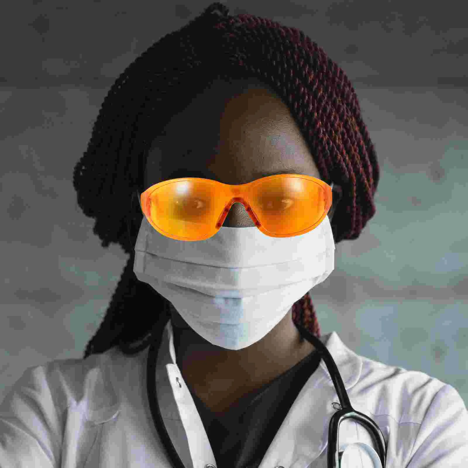 Ultraviolet Light Protection Goggle Man Goggles Plastic UV Safety Glasses for Working
Ultraviolet Light Protection Goggle Man Goggles Plastic UV Safety Glasses for Working