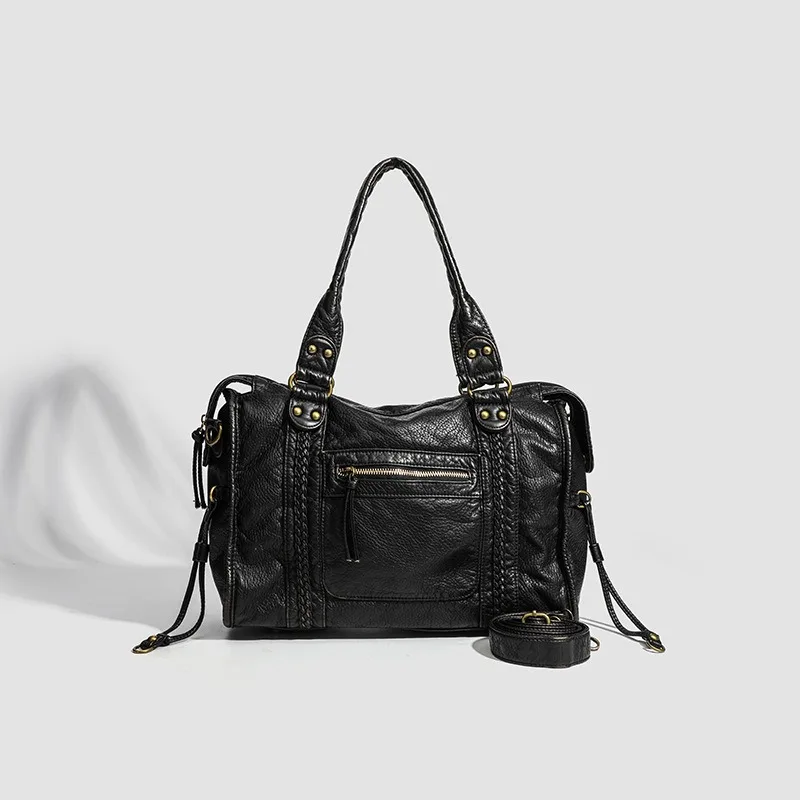 Spicy Girl One Shoulder Crossbody Bag Vintage Washed Leather Motorcycle Bag Large Capacity Bag
Spicy Girl One Shoulder Crossbody Bag Vintage Washed Leather Motorcycle Bag Large Capacity Bag