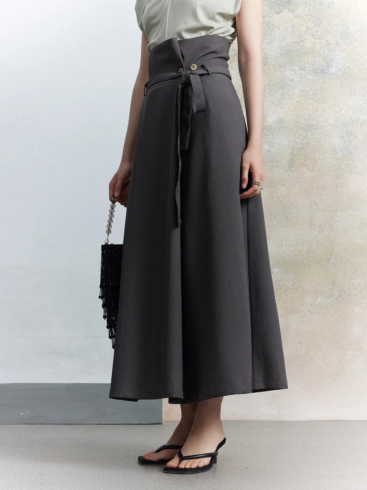 Юбка-миди А-силуэта с завышенной талией, асимметричным подолом и поясом, из полиэстера, для женщин, для повседневной носки и офиса
Юбка-миди А-силуэта с завышенной талией, асимметричным подолом и поясом, из полиэстера, для женщин, для повседневной носки и офиса