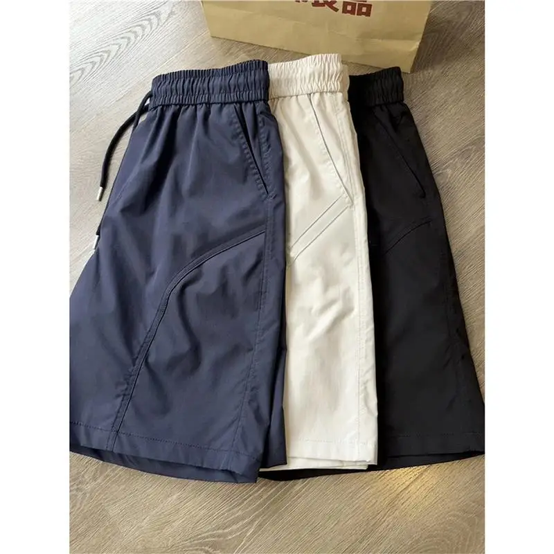 Quick Dry Sports Shorts Men's Summer Outdoor American Style Beach Five-Point Pants Loose Fit Casual Youth Polyester Fiber
Quick Dry Sports Shorts Men's Summer Outdoor American Style Beach Five-Point Pants Loose Fit Casual Youth Polyester Fiber