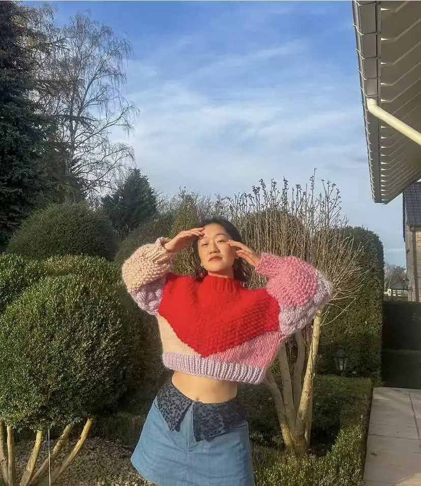 Autumn Lazy Style Bubble Sleeve Pattern Lazy Round Neck Color blocked Striped Wool Handmade Knitted Sweater New Style
Autumn Lazy Style Bubble Sleeve Pattern Lazy Round Neck Color blocked Striped Wool Handmade Knitted Sweater New Style