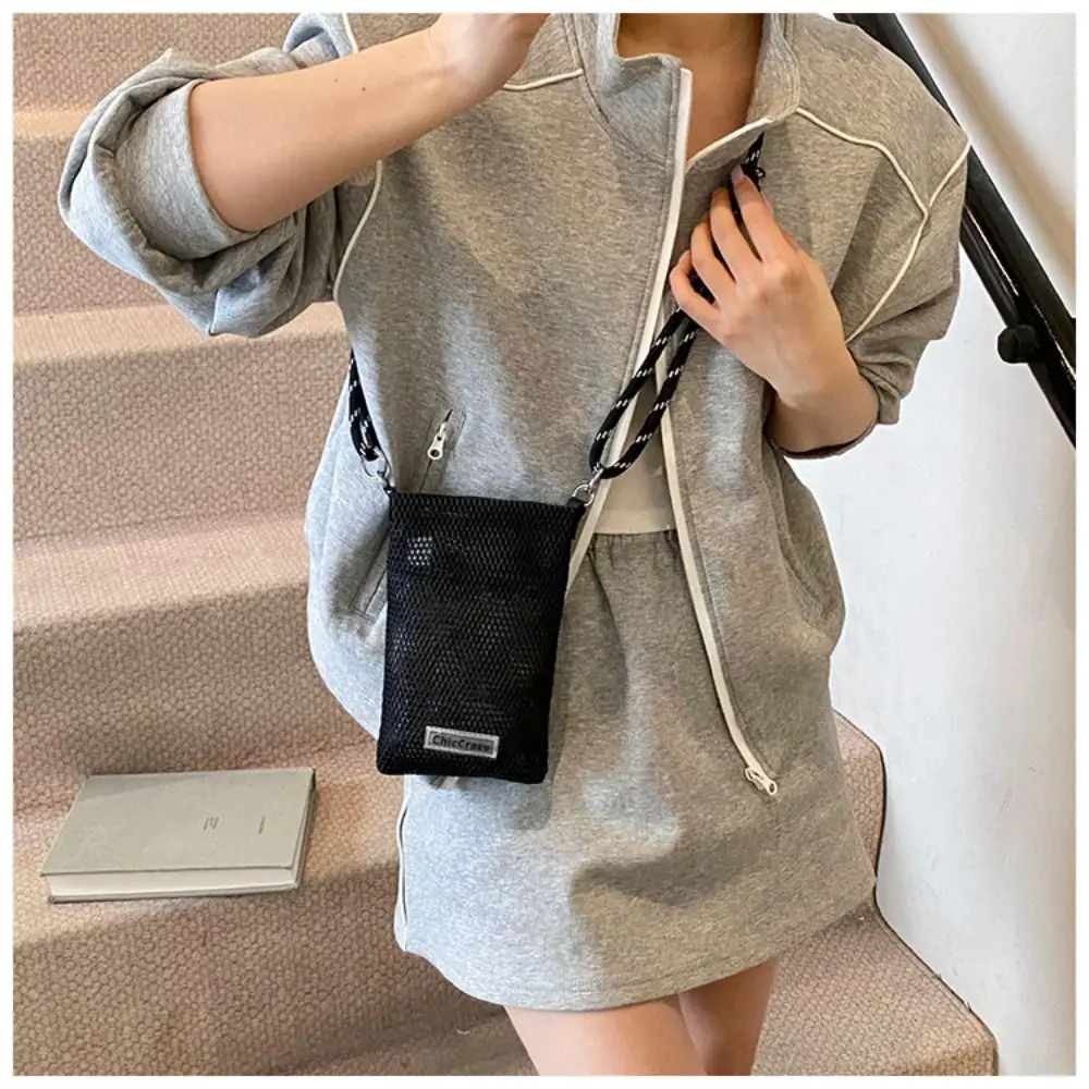 Fashionable Korean Style Nylon Mesh Bag Purse Crossbody Bag Nylon Shoulder Bag Solid Color Wallet Bags Mobile Phone Bag Outdoor
Fashionable Korean Style Nylon Mesh Bag Purse Crossbody Bag Nylon Shoulder Bag Solid Color Wallet Bags Mobile Phone Bag Outdoor