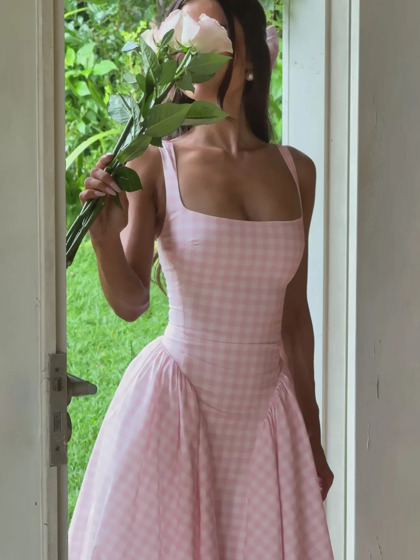 Women's Plaid Print Fitted Princess Dress Sexy Backless Spaghetti Strap Dresses For Woman Fashion Summer Elegant Party Dresses
Women's Plaid Print Fitted Princess Dress Sexy Backless Spaghetti Strap Dresses For Woman Fashion Summer Elegant Party Dresses