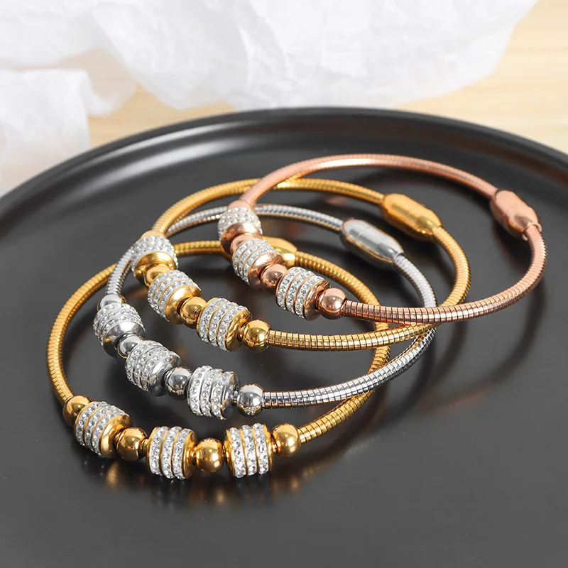 Modern Stainless Steel Gold-Plated Round Bracelet for Women Fashion Crystal Bracelet Luxury Designer Jewelry Accessories
Modern Stainless Steel Gold-Plated Round Bracelet for Women Fashion Crystal Bracelet Luxury Designer Jewelry Accessories