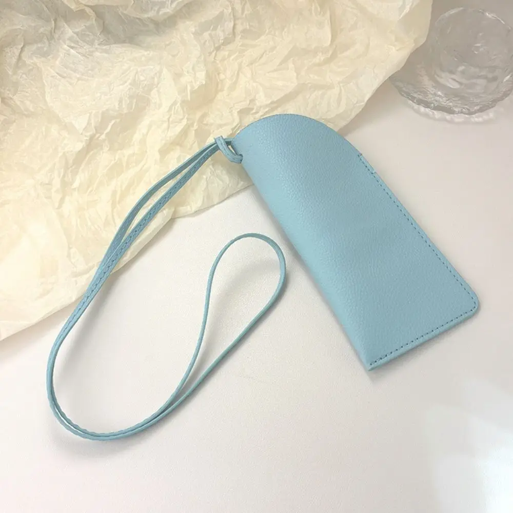 Hanging Neck PU Leather Glasses Bag Eyewear Protector Case Sunglasses Pouch Glasses Storage Bag Pendant Korean Style
Hanging Neck PU Leather Glasses Bag Eyewear Protector Case Sunglasses Pouch Glasses Storage Bag Pendant Korean Style