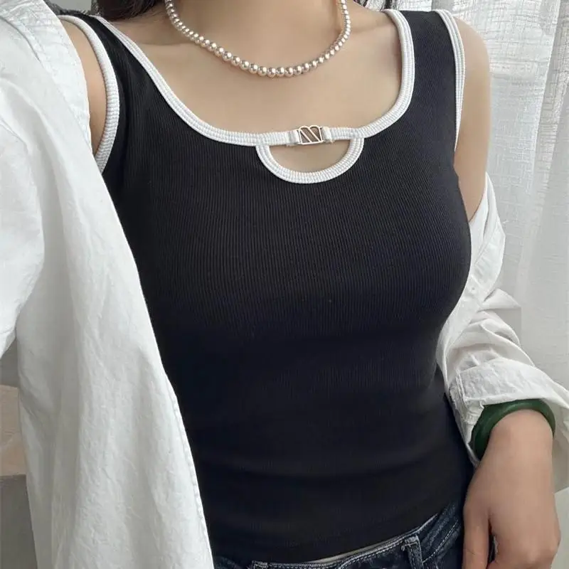 Women's Wide Strap Vest Tank Top Plus Size Loose Summer Base Shirt Innerwear Outerwear Trendy Color Block Design
Women's Wide Strap Vest Tank Top Plus Size Loose Summer Base Shirt Innerwear Outerwear Trendy Color Block Design