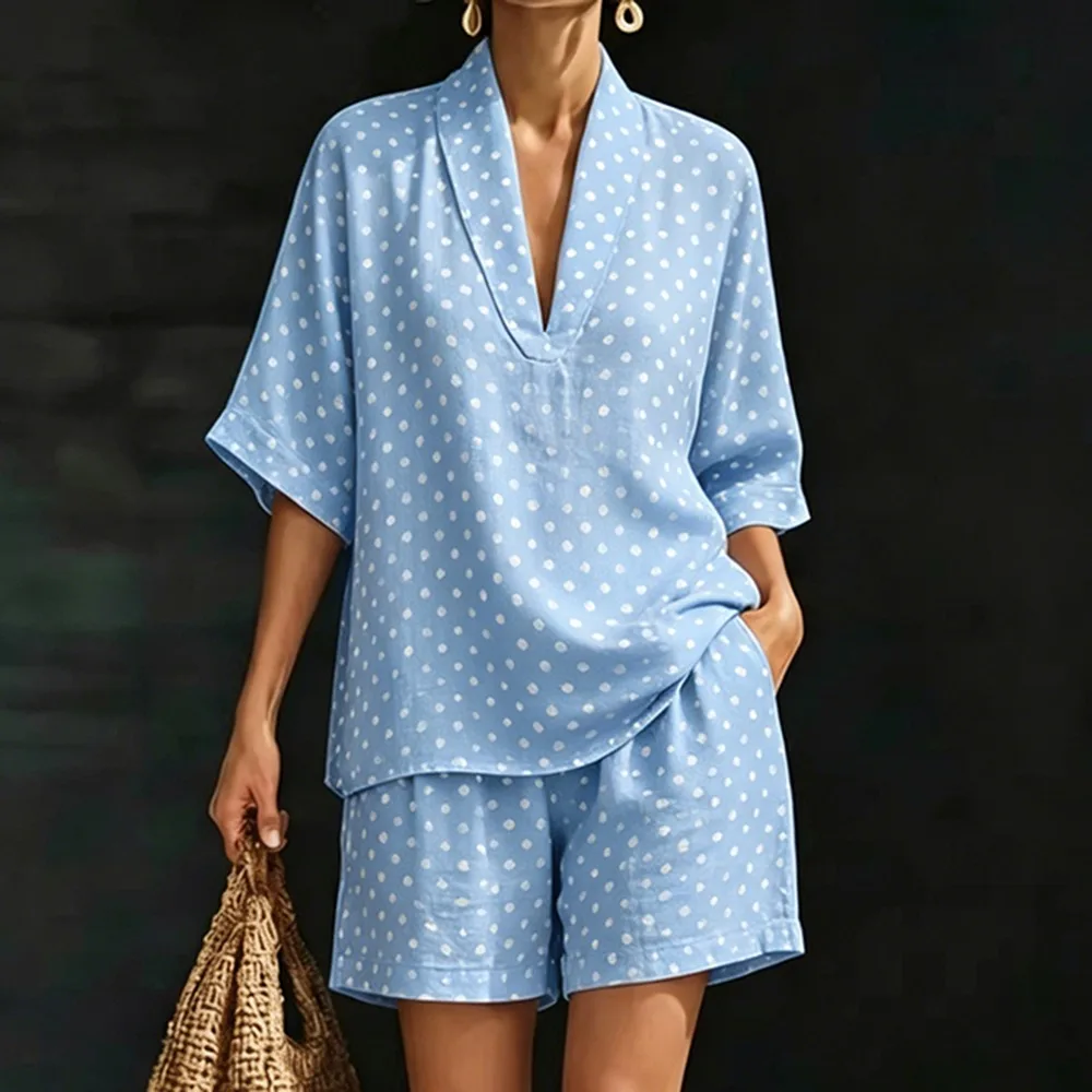 Women's Summer Simple White Polka Dot Printed Pattern Two-Piece Set V-Neck Loose Top with Matching Shorts Relaxed Fit Outfit
Women's Summer Simple White Polka Dot Printed Pattern Two-Piece Set V-Neck Loose Top with Matching Shorts Relaxed Fit Outfit