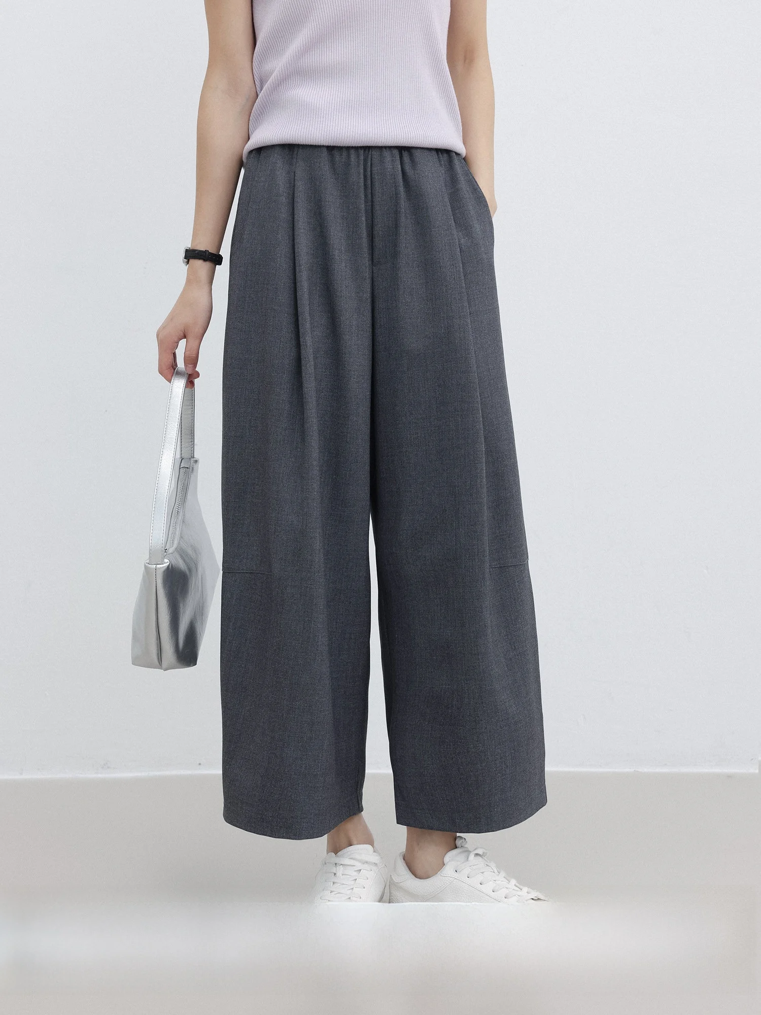 Chic Casual Wide Leg Pants Women's Summer Black Small Size Grey Casual Pants Arc Micro Arc Suit High Waist Straight Tube Pants
Chic Casual Wide Leg Pants Women's Summer Black Small Size Grey Casual Pants Arc Micro Arc Suit High Waist Straight Tube Pants