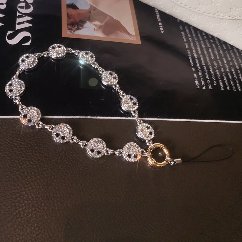 Mobile Phone Lanyard Short Rhinestone Wrist Pendant Water Diamond Hanging Rope Smile Face Chain Phone Case Anti Loss Lanyard
Mobile Phone Lanyard Short Rhinestone Wrist Pendant Water Diamond Hanging Rope Smile Face Chain Phone Case Anti Loss Lanyard