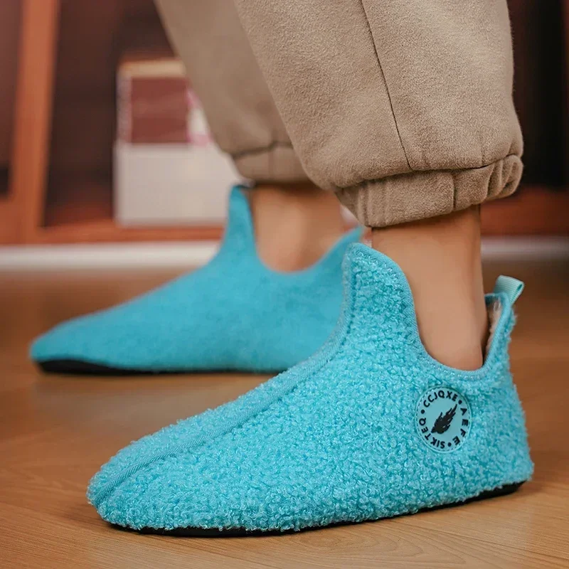 Winter Slippers Men Couples Slippers Non-slip Warm Women and Men Slipper Indoor Soft Shoes Comfortable Flat Home Cotton Shoes
Winter Slippers Men Couples Slippers Non-slip Warm Women and Men Slipper Indoor Soft Shoes Comfortable Flat Home Cotton Shoes