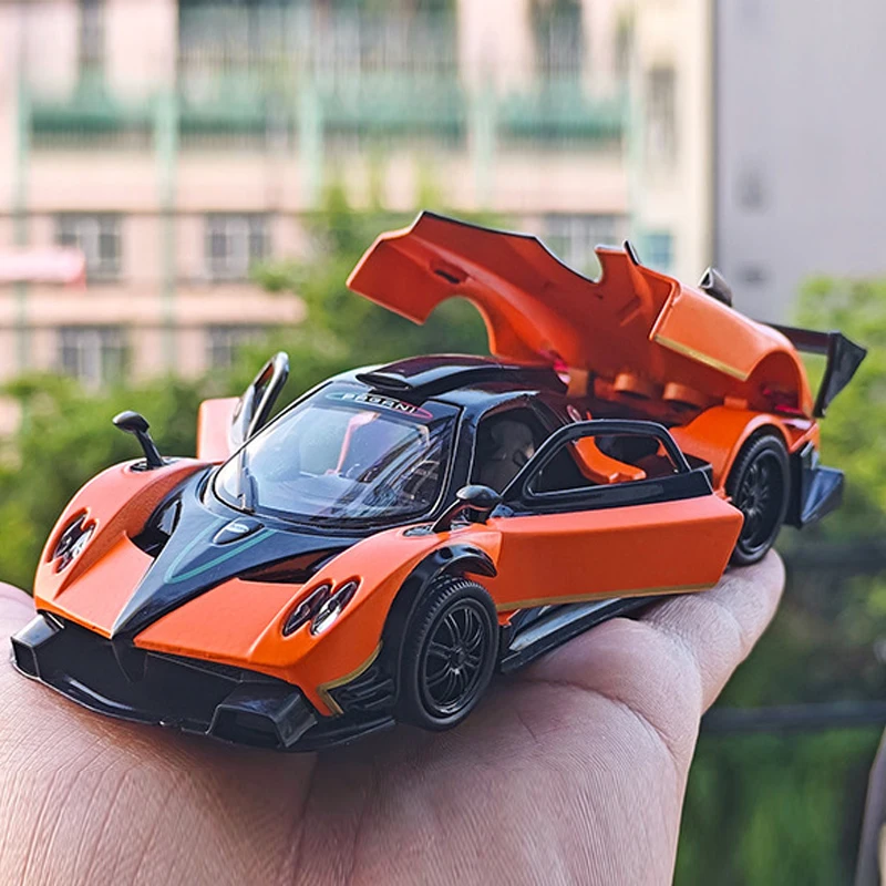 1/32 Pagani Zonda R супер модель спортивного автомобиля звук свет литой под давлением металлическая миниатюрная коллекция Voiture домашний декор подарок для мальчика игрушечный автомобиль
1/32 Pagani Zonda R супер модель спортивного автомобиля звук свет литой под давлением металлическая миниатюрная коллекция Voiture домашний декор подарок для мальчика игрушечный автомобиль