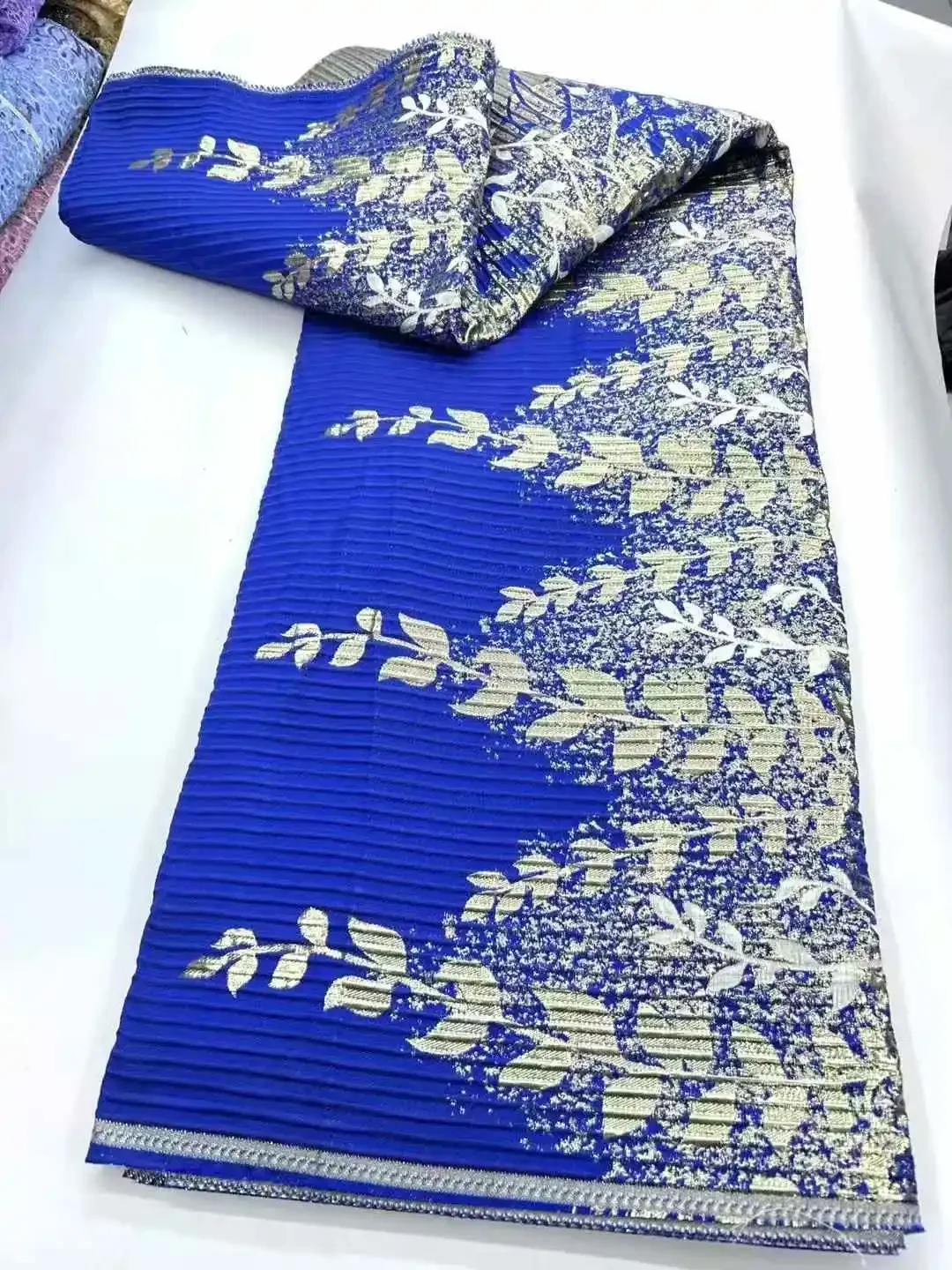 High Quality African Lace Afrrican Brocade Lace Fabric 2025 Nigerian Jacquard Lace Fabric for Women Evening Dresses Sewing SZ363
High Quality African Lace Afrrican Brocade Lace Fabric 2025 Nigerian Jacquard Lace Fabric for Women Evening Dresses Sewing SZ363