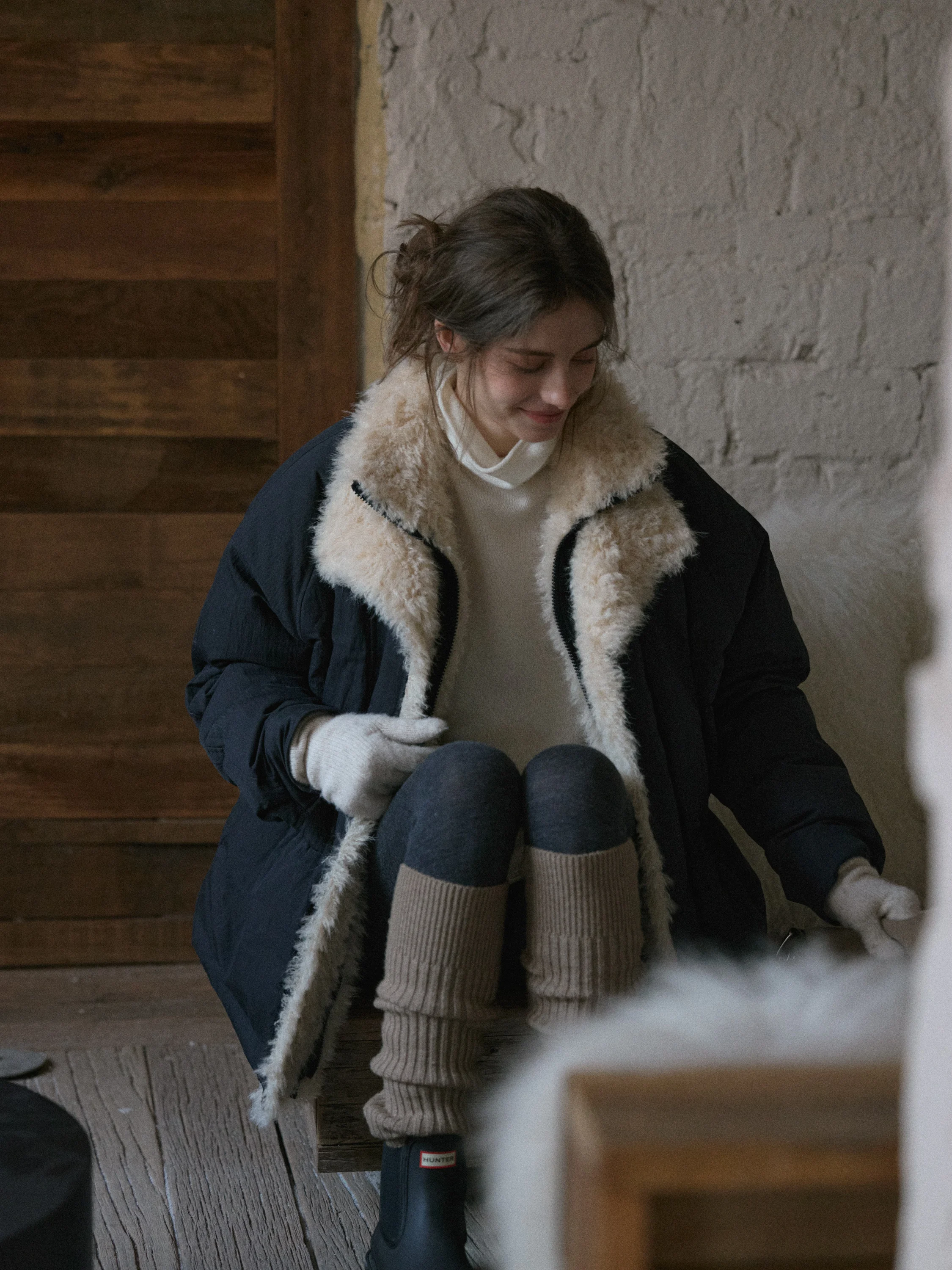 Winter New White Du down Parka Coat Fake Fur Barn Sle Jaet Warm Middle Length No Hood Brand Store North Country Letter
Winter New White Du down Parka Coat Fake Fur Barn Sle Jaet Warm Middle Length No Hood Brand Store North Country Letter