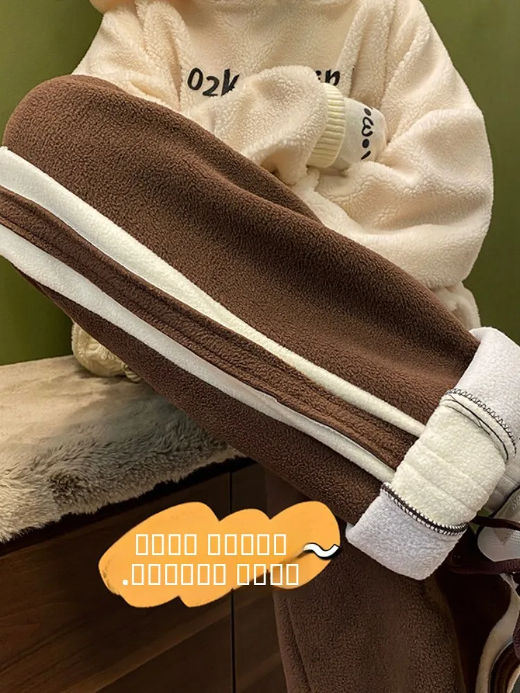 Men's Fce Lined Straight Leg Thiened Winter Sports Pants American Retro Striped Loose Fit Trousers Casual Comfortable
Men's Fce Lined Straight Leg Thiened Winter Sports Pants American Retro Striped Loose Fit Trousers Casual Comfortable