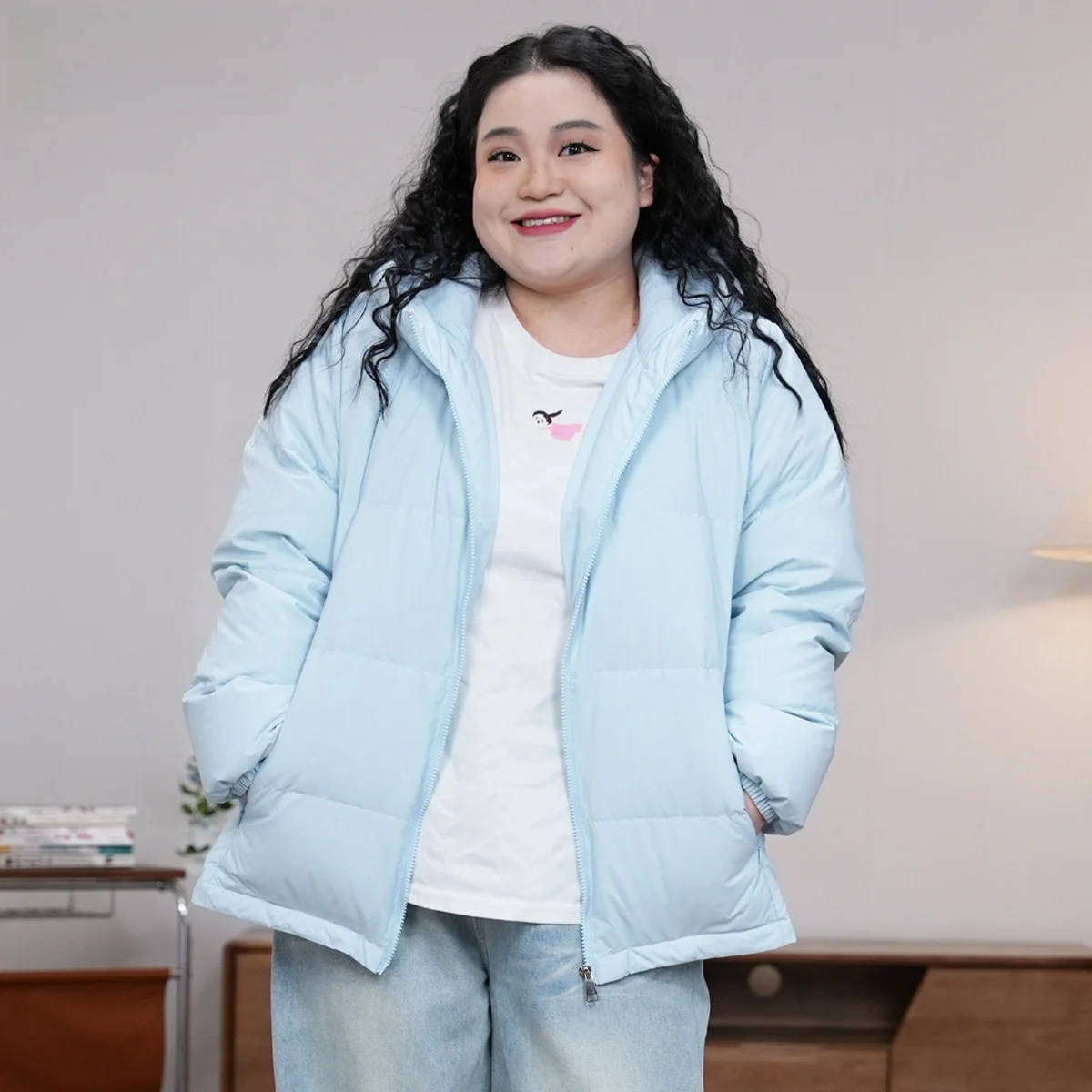 Warmth Locking down Jacket plus Size Four Colors Loose Fitting Duck down Filling Winter Thickened Casual Style Hooded Coat
Warmth Locking down Jacket plus Size Four Colors Loose Fitting Duck down Filling Winter Thickened Casual Style Hooded Coat