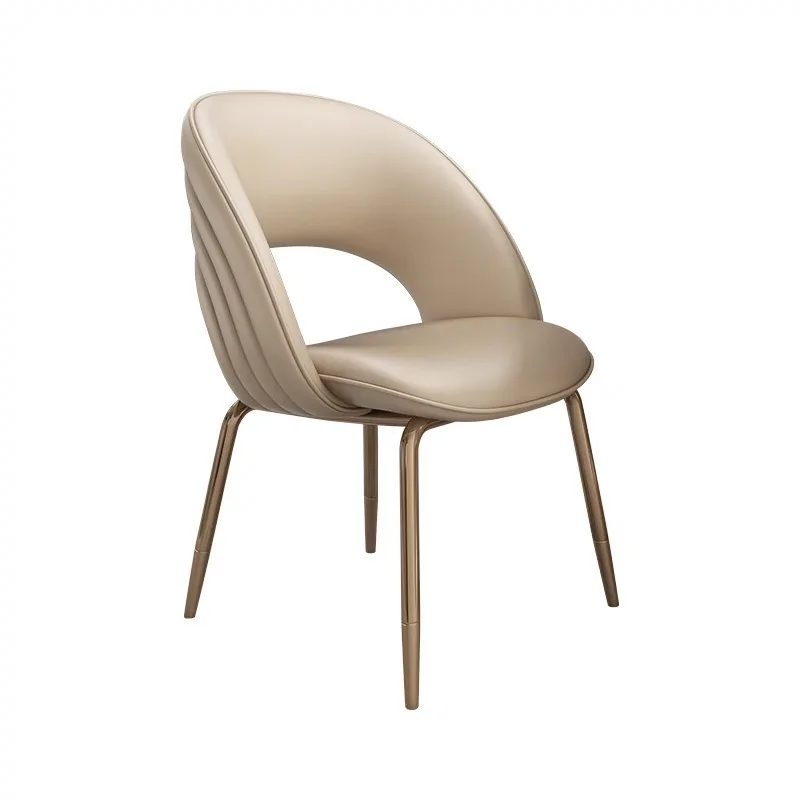 Modern industrial-style restaurant chairs in high-quality leather and metal, suitable for use in family bars
Modern industrial-style restaurant chairs in high-quality leather and metal, suitable for use in family bars