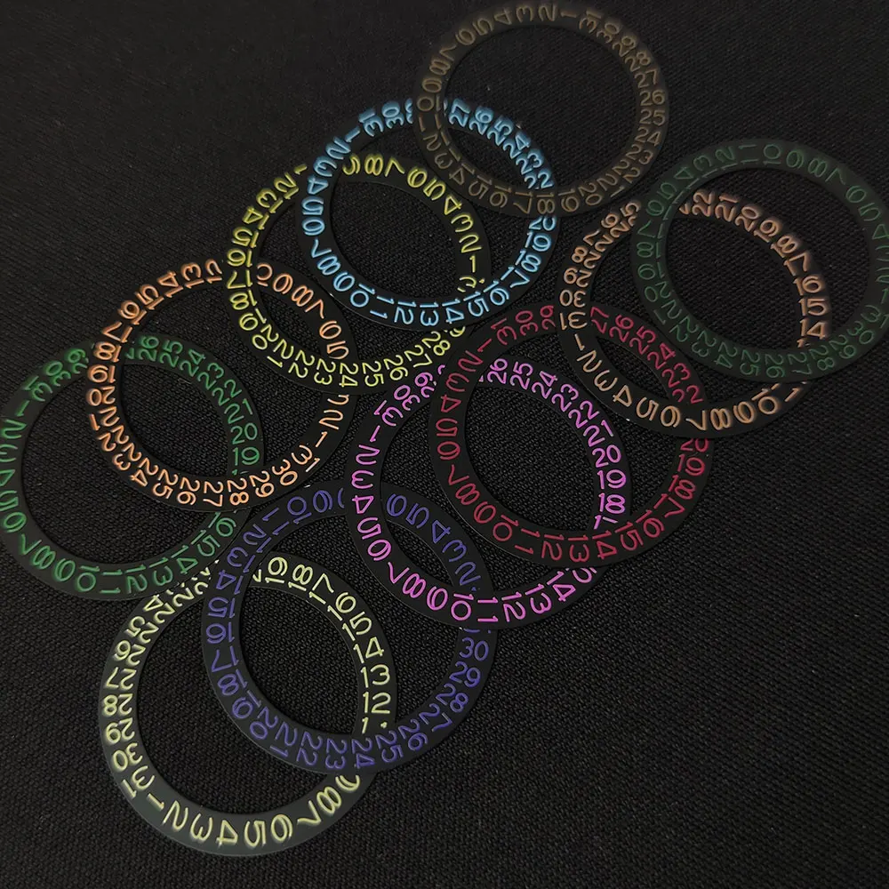 Детали календаря часов с механизмом NH35, несветящееся черное/белое дисковое колесо с датой, подходит только для механизма NH35
Детали календаря часов с механизмом NH35, несветящееся черное/белое дисковое колесо с датой, подходит только для механизма NH35