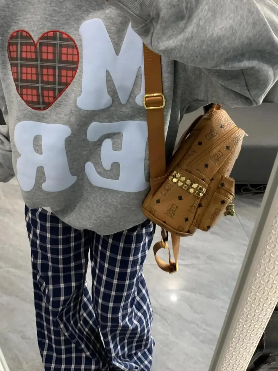 American Style Heavyweight Pure Cotton Heart Print Hoodie Women's Autumn Winter Fleece Lined Couple Oversize Jacket
American Style Heavyweight Pure Cotton Heart Print Hoodie Women's Autumn Winter Fleece Lined Couple Oversize Jacket