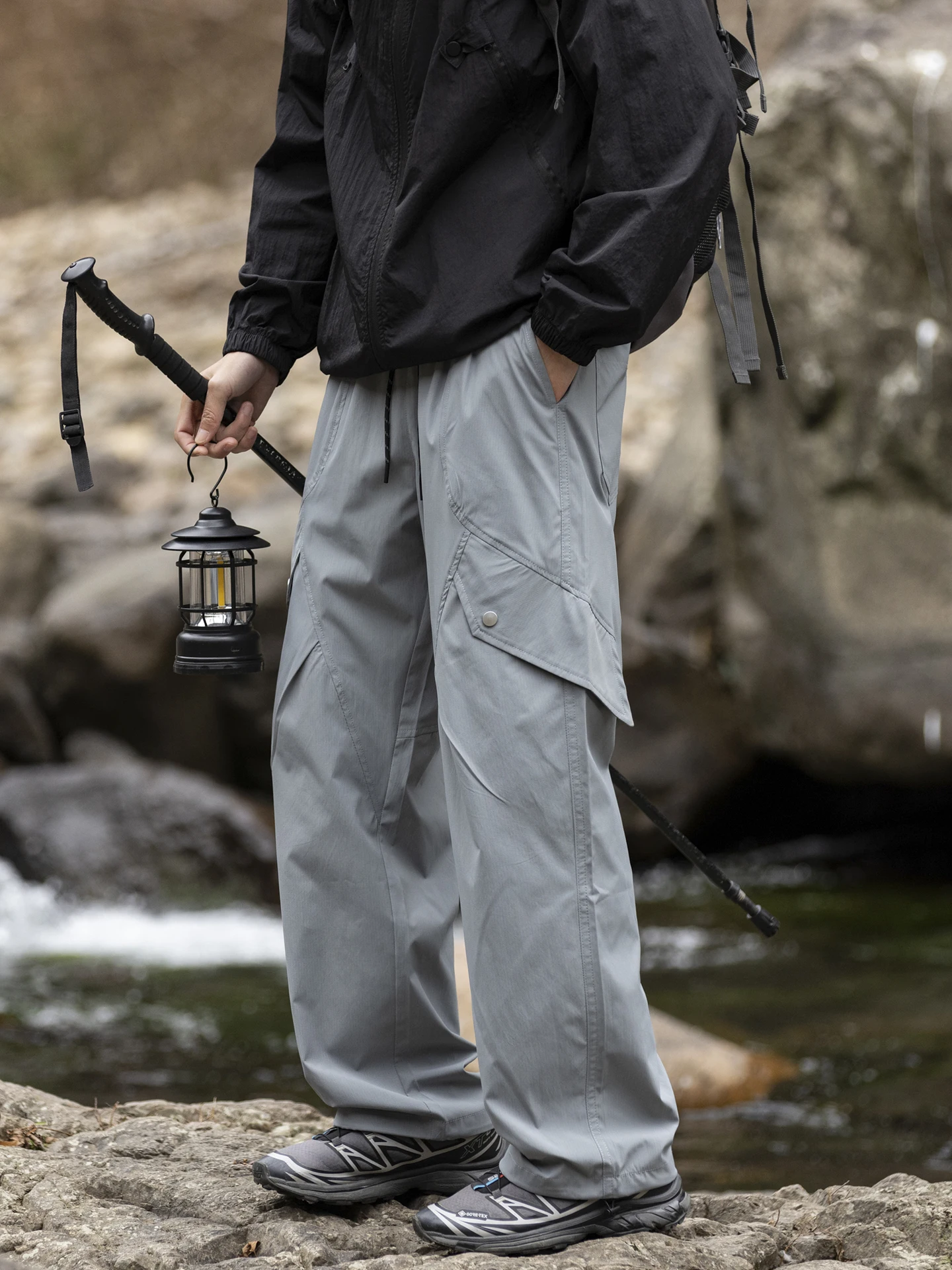 American Sle Spor Men's Cargo Pants Loose Wide Leg Casual Trousers with Dstring Elastic Waist Youth Spring Wear
American Sle Spor Men's Cargo Pants Loose Wide Leg Casual Trousers with Dstring Elastic Waist Youth Spring Wear