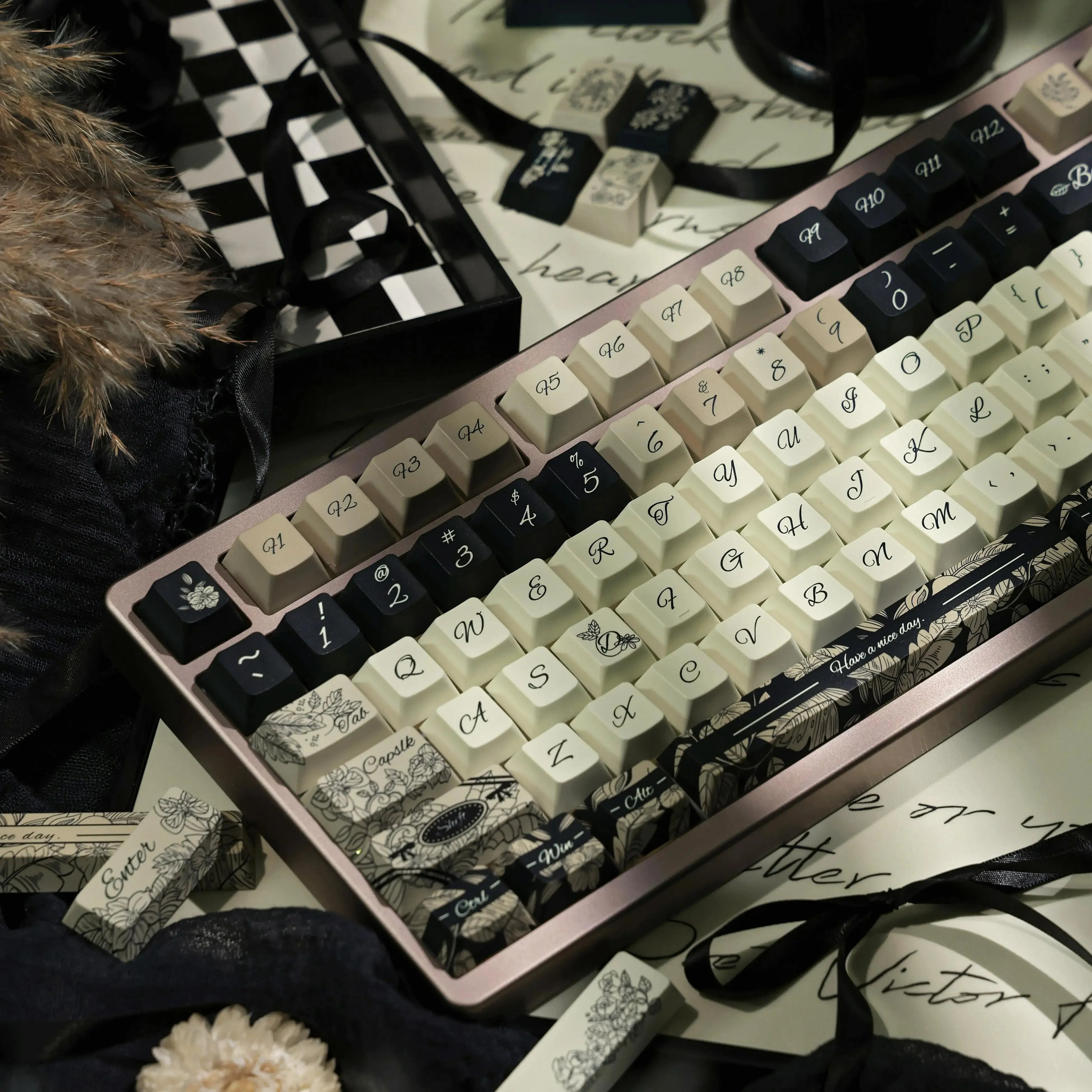 Retro French Style Keycaps Cherry Pbt Flower Black White Mist Rose Theme Sublimation Customized Game Office Keycaps 143Keys
Retro French Style Keycaps Cherry Pbt Flower Black White Mist Rose Theme Sublimation Customized Game Office Keycaps 143Keys