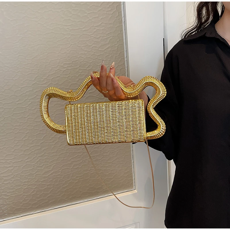 New Gold Silver Acrylic Clip Evening Clutch, Shiny Chain Shoulder Handbag, Textured Purse Women, Party Banquet Top Handle Bag
New Gold Silver Acrylic Clip Evening Clutch, Shiny Chain Shoulder Handbag, Textured Purse Women, Party Banquet Top Handle Bag
