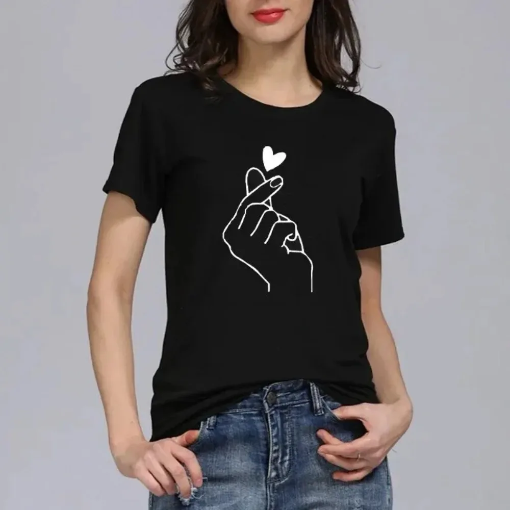 Women Funny Hand Heart Print Black White T Shirt Gilr Summer O Neck 90s Harajuku Tops Tee Female Clothes
Women Funny Hand Heart Print Black White T Shirt Gilr Summer O Neck 90s Harajuku Tops Tee Female Clothes