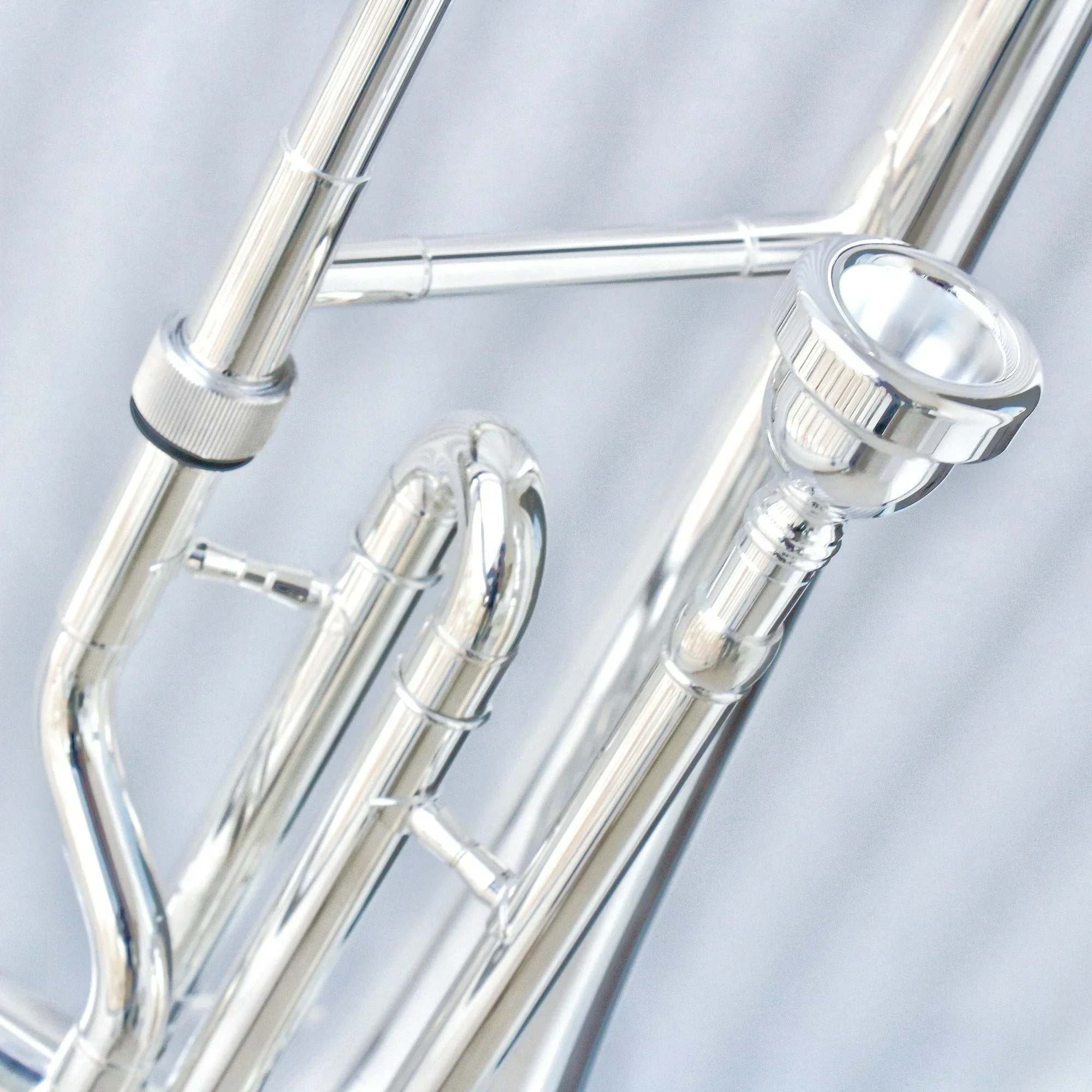 2025 High Quality Trombone Slide Brass C Trombone Professional Silver Plated Trombone Instrument
2025 High Quality Trombone Slide Brass C Trombone Professional Silver Plated Trombone Instrument